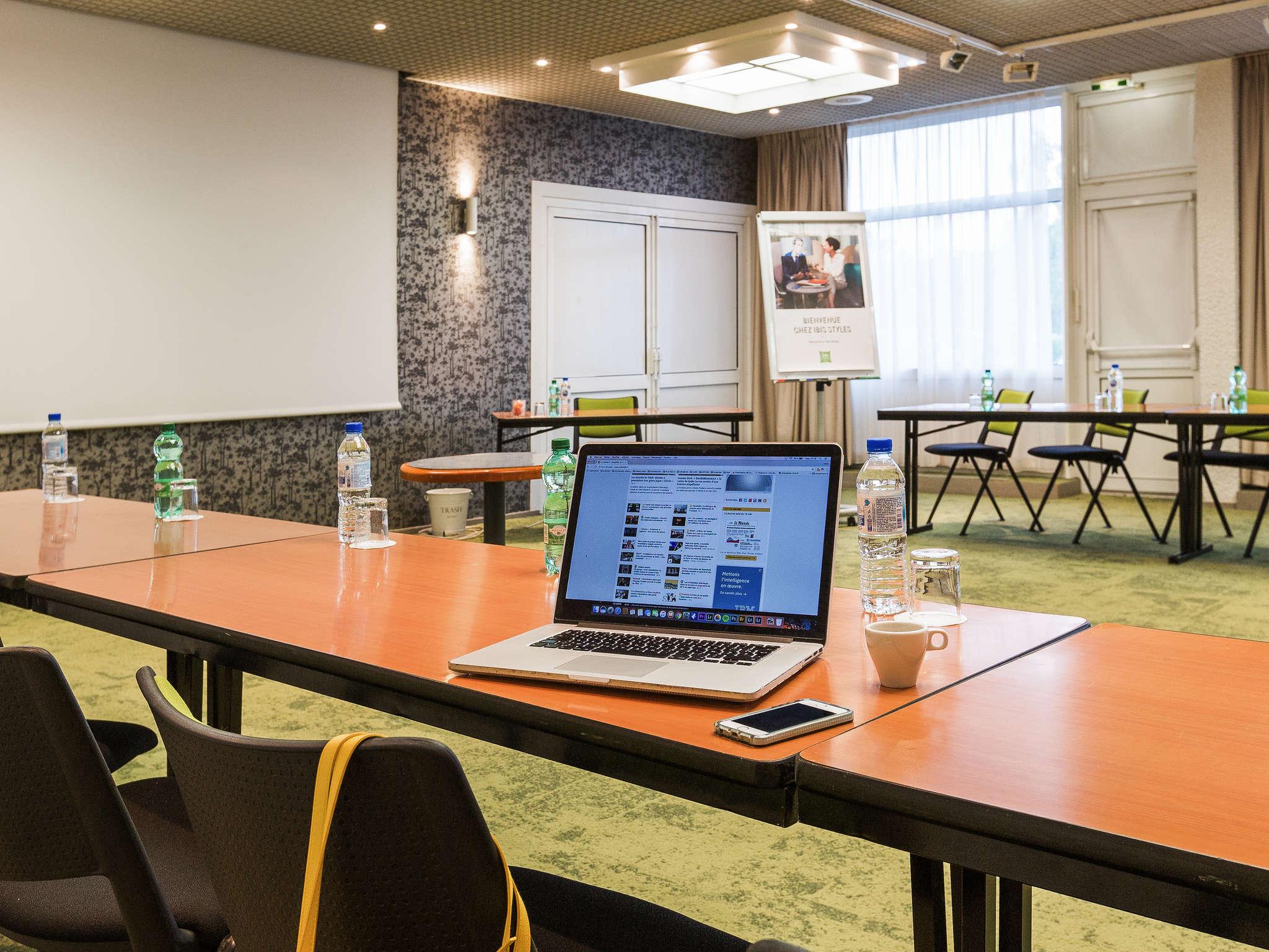Ibis Styles Tours Sud Ξενοδοχείο Chambray-lès-Tours Εξωτερικό φωτογραφία